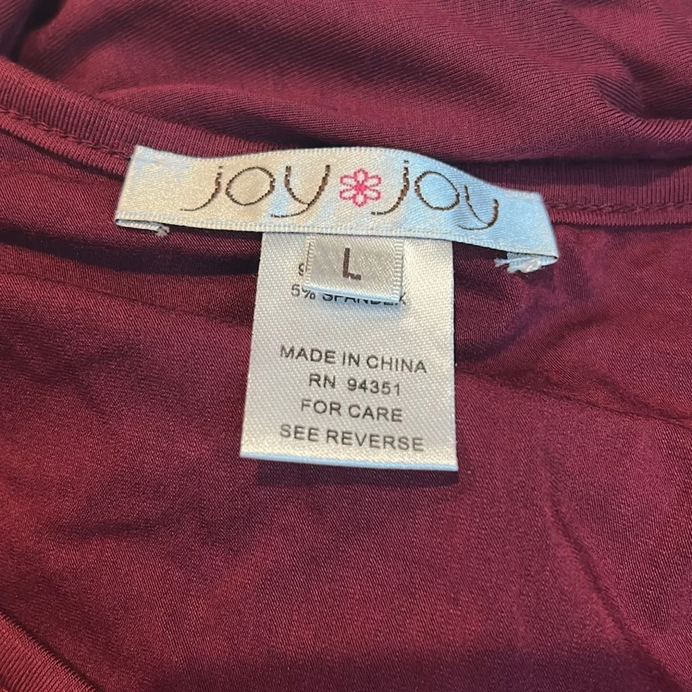 JOY JOY red top with cropped sleeves